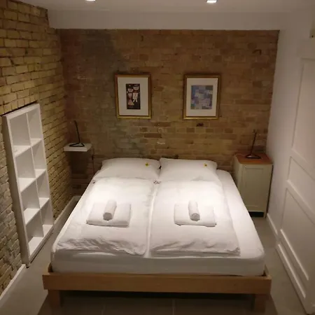 S74 Apartment *
